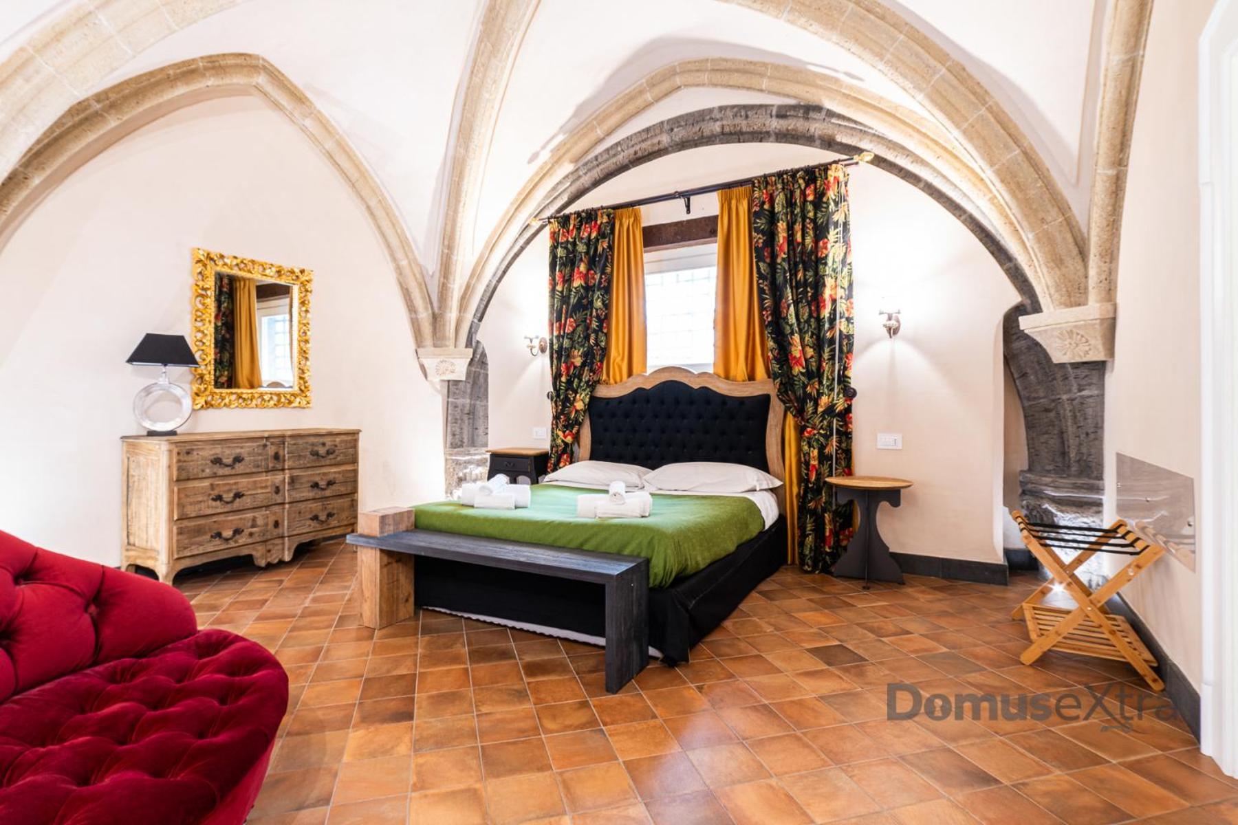 Piazza San Domenico Suite By Domusextra Napels Buitenkant foto