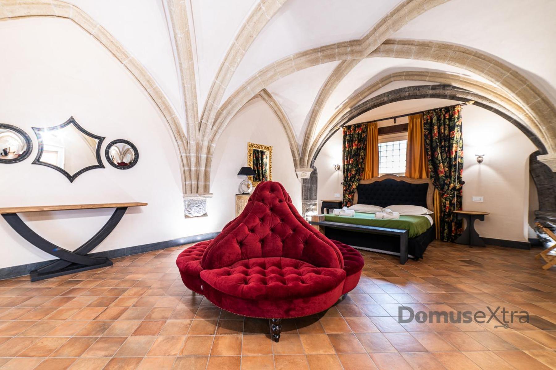 Piazza San Domenico Suite By Domusextra Napels Buitenkant foto