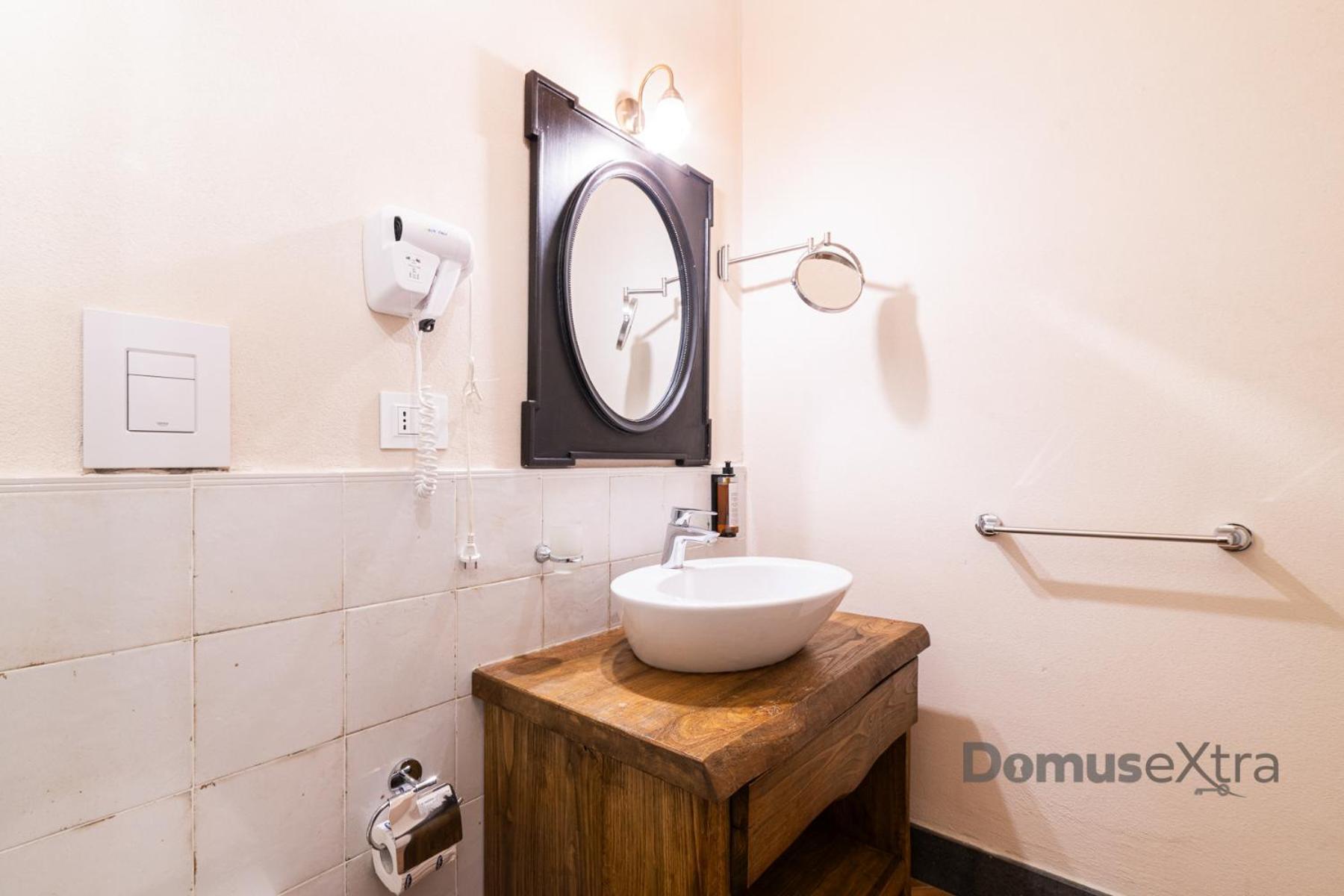 Piazza San Domenico Suite By Domusextra Napels Buitenkant foto